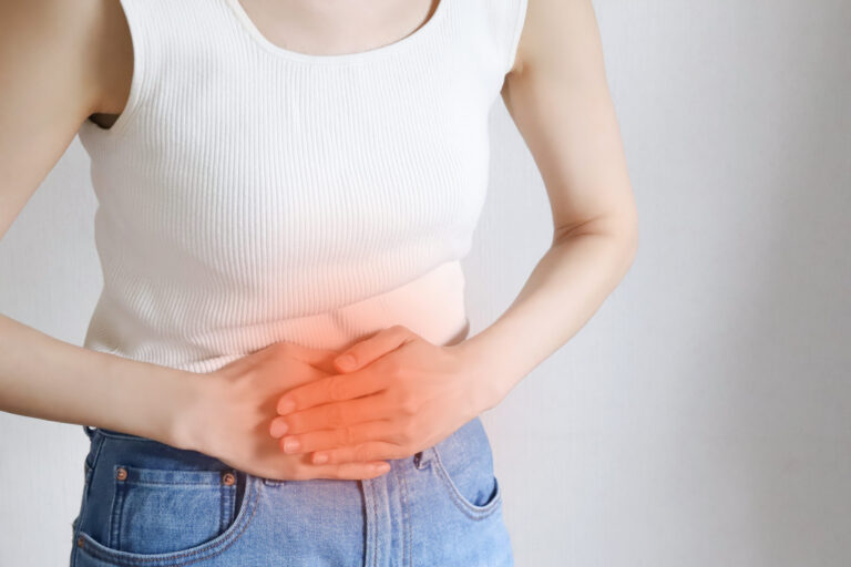 その腹痛、本当に大丈夫？消化器内科医が教える「ヤバい腹痛」の見分け方と原因